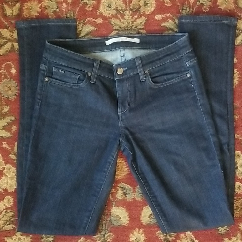 Joe's Skinny Chelsea Size 27